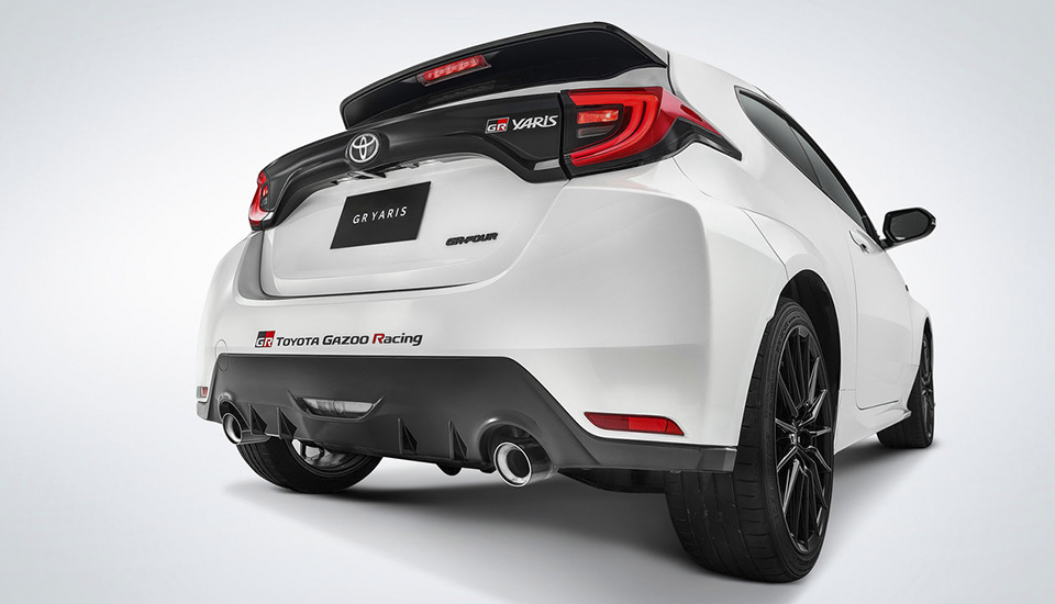 GR YARIS 2023